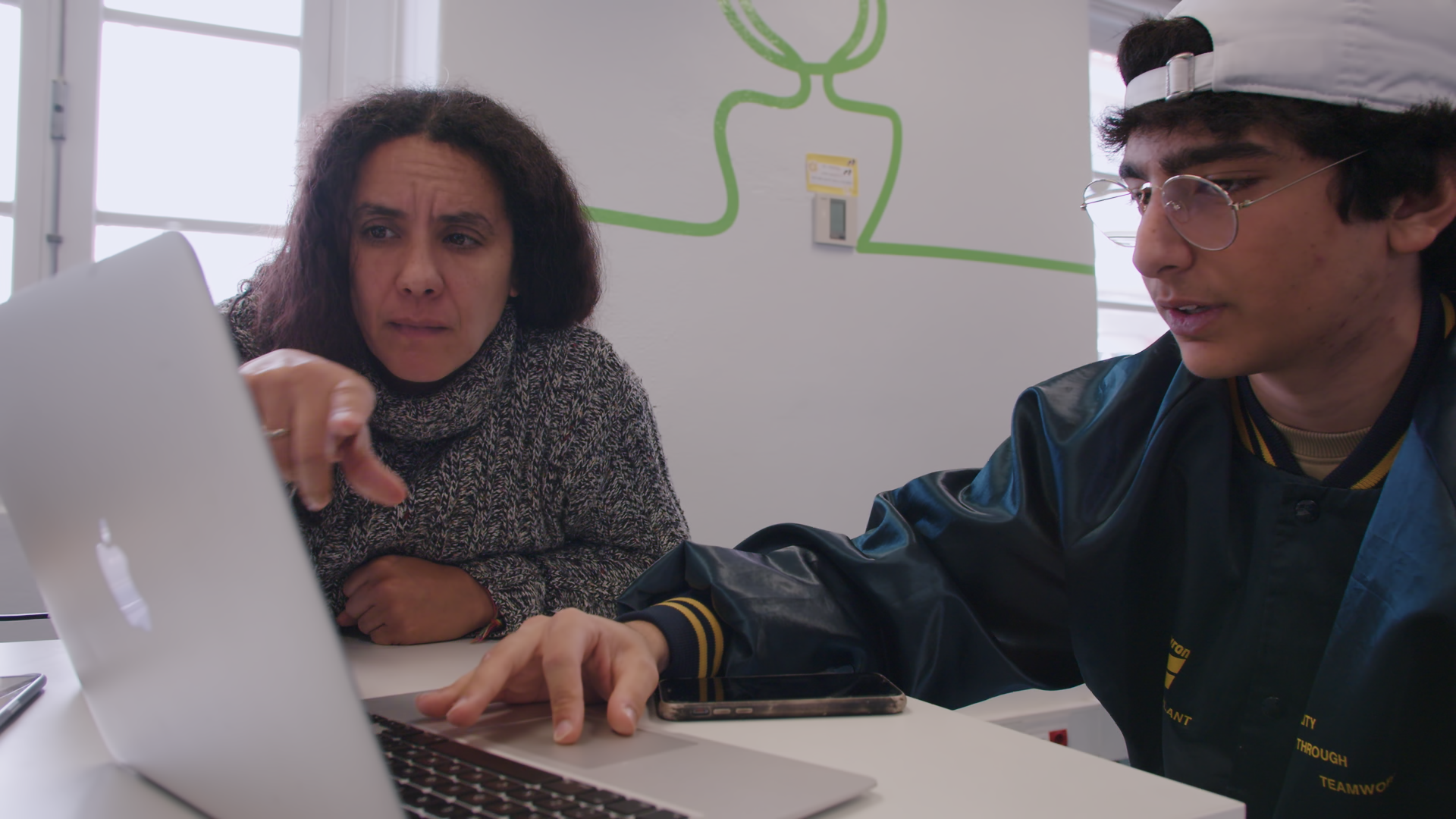 Learning Coach teaching Learner on computer